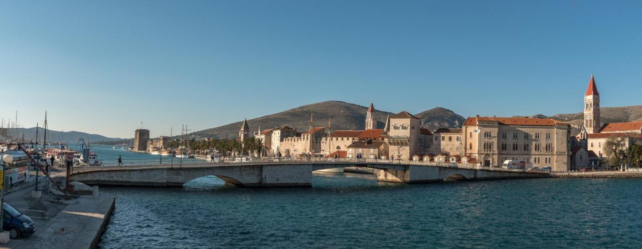 Residence Providenca Trogir Bagian luar foto