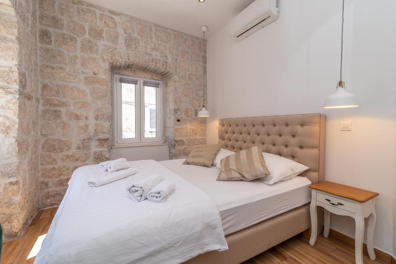 Residence Providenca Trogir Bagian luar foto