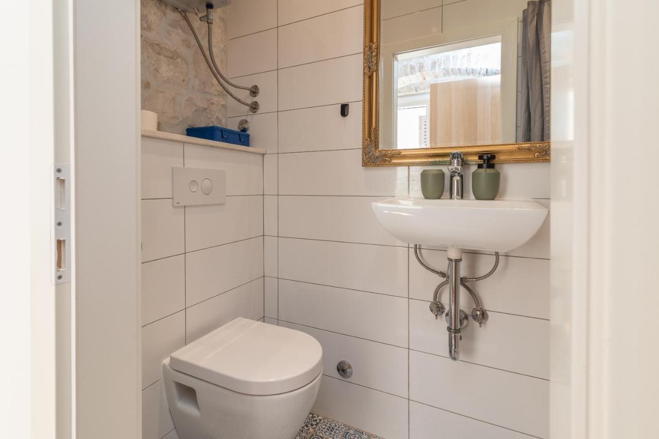 Residence Providenca Trogir Bagian luar foto
