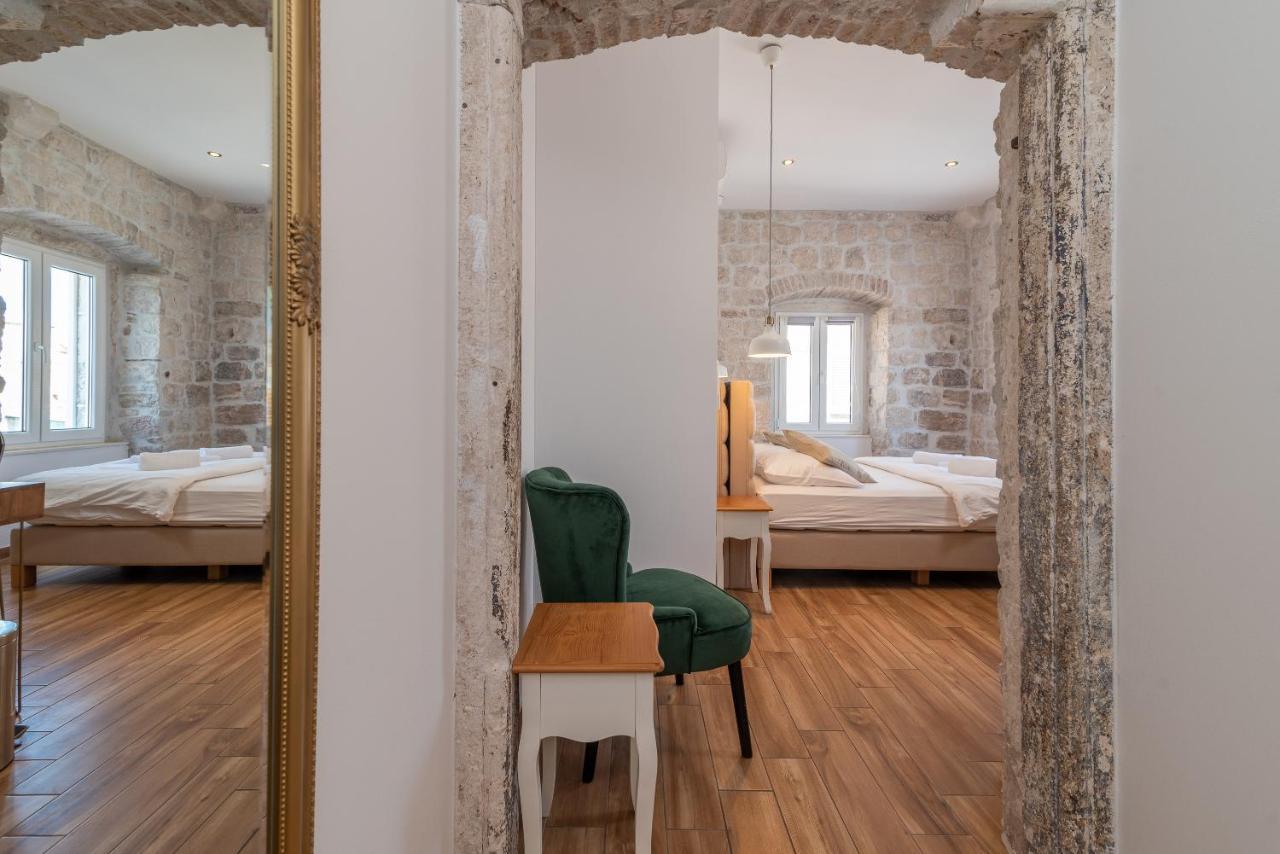 Residence Providenca Trogir Bagian luar foto